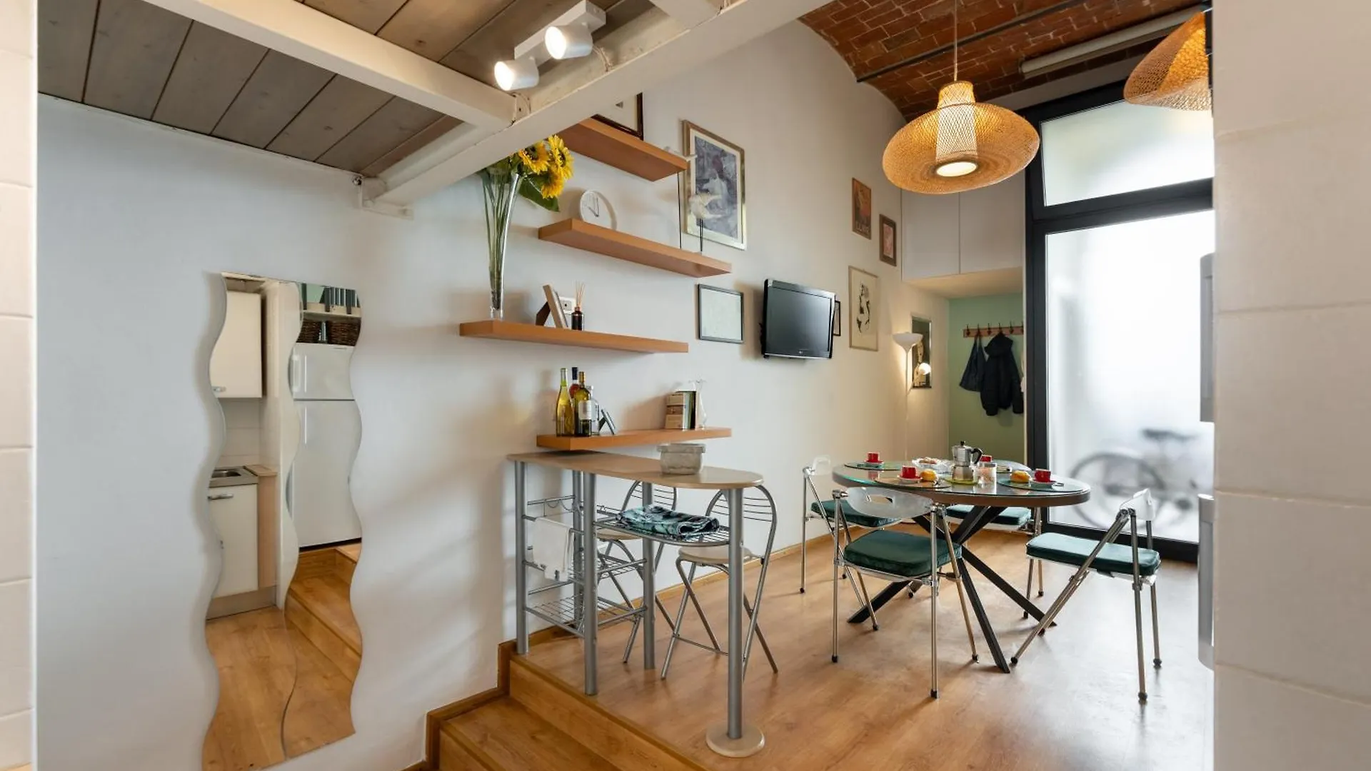 Apartment Metropolitan Loft: Florence City Center Base with Local Charm